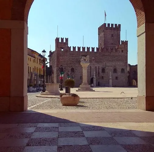 Diana Маростика